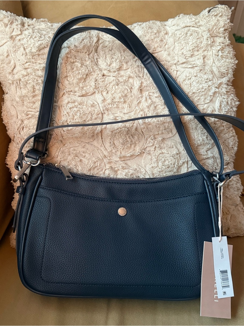 Classic Navy Pebbled Shoulder Bag - Unbranded